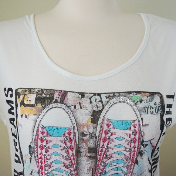 The Classic Converse Tee - Picture 4 of 6